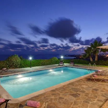 In Sleeps 9 Includes Swimming Pool Air Con And Wifi 9